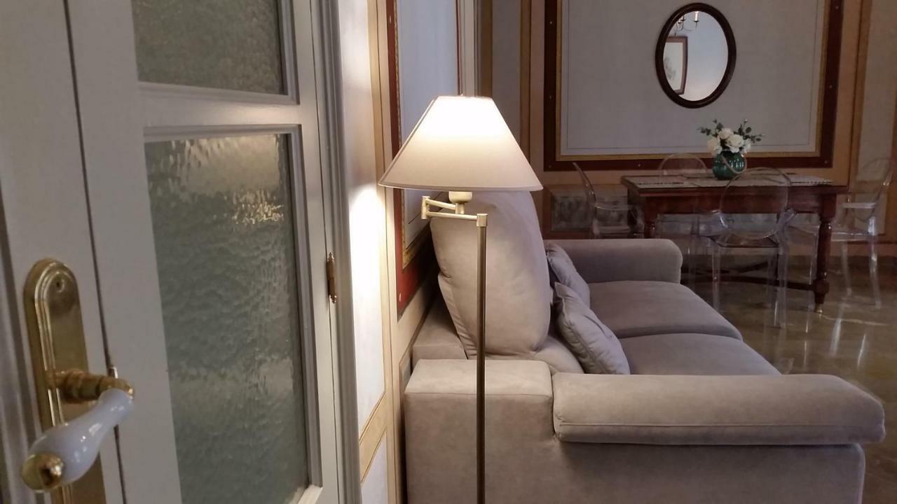 Patio San Jeronimo Casa De Arte Apartment Granada Ngoại thất bức ảnh
