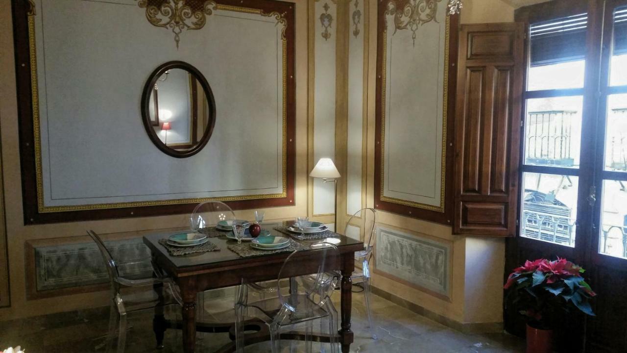 Patio San Jeronimo Casa De Arte Apartment Granada Ngoại thất bức ảnh